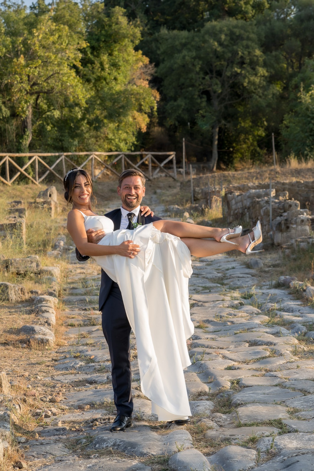 Francesca e Mauro – Matrimonio in Toscana tra gli Scavi Etruschi e la Via Lattea alle Tre Fonti