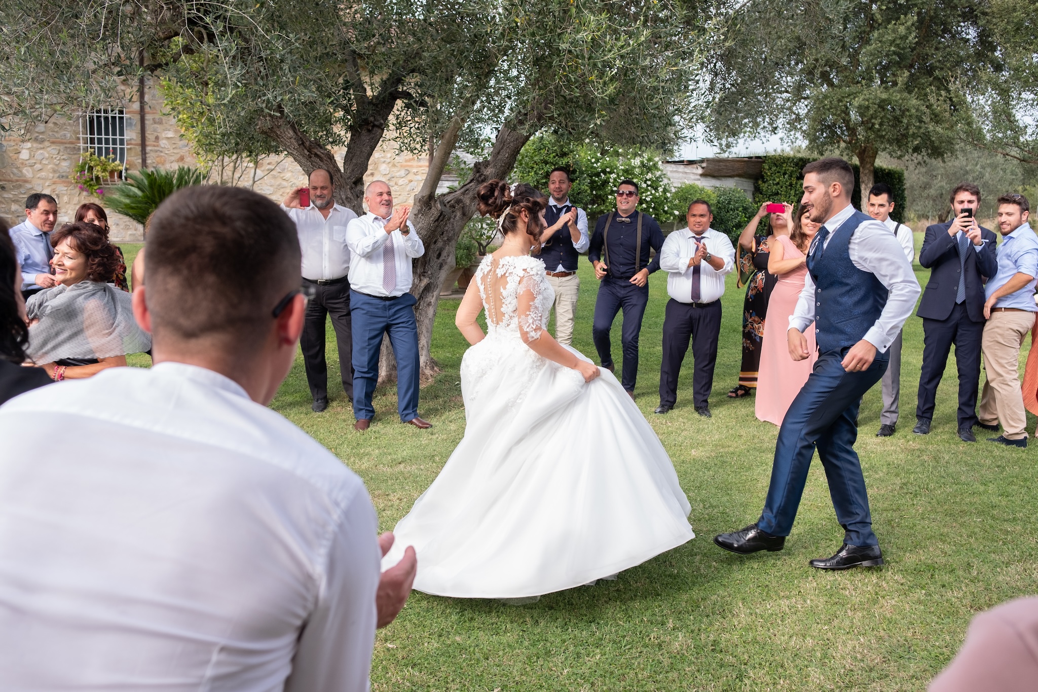 Matrimonio tra Roselle e Le Tre Fonti: l'eleganza di Luca e Regina nel cuore della Maremma Toscana