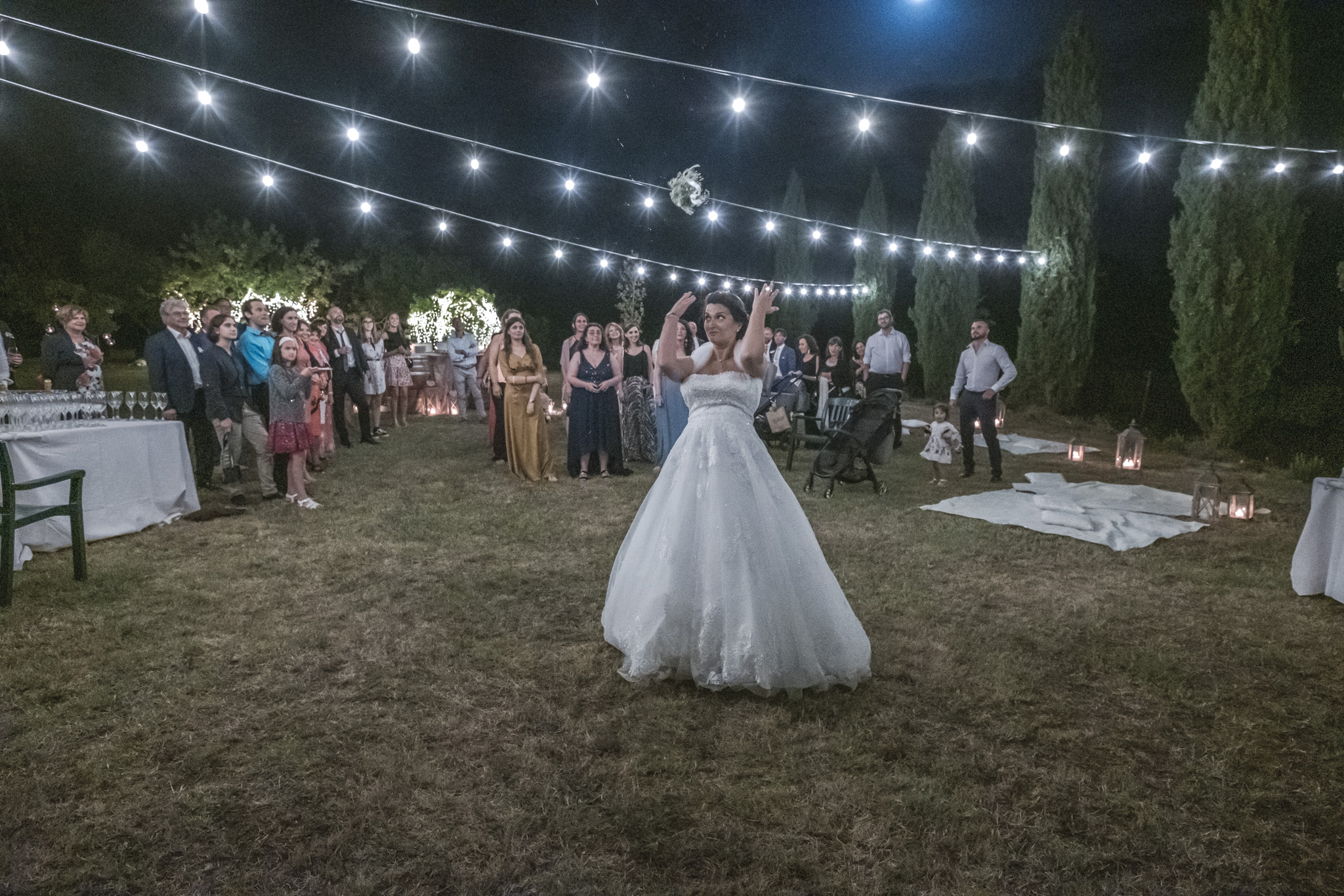 Sara e Marco    Montalcino, il Vento e la Notte – Destination Wedding in Tuscany tra Cipressi, Cantine e Val d’Orcia