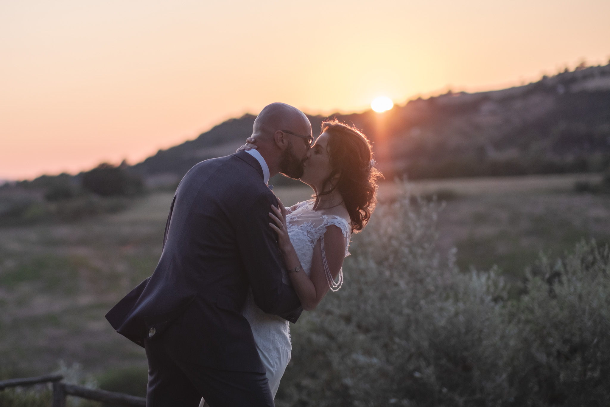 Silvia e Oliver – Destination Wedding in Tuscany tra Manciano, Tramonti e Notturne in Maremma